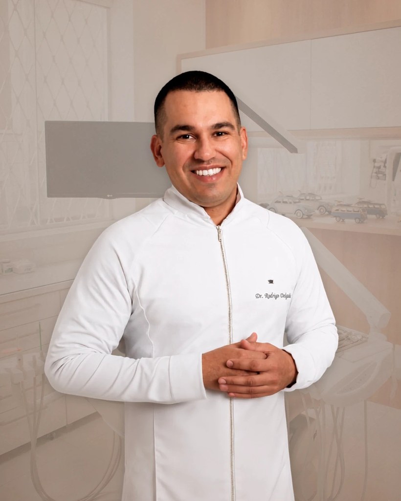 Dr. Rodrigo Delgado
